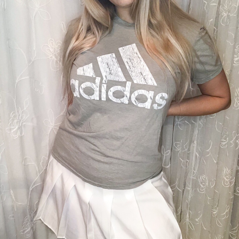 Adidas T-shirt
